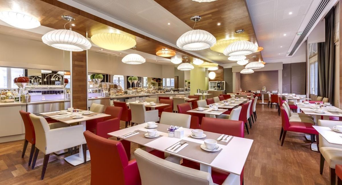 Mercure-Nantes-Centre-Grand-Hotel-Exterior